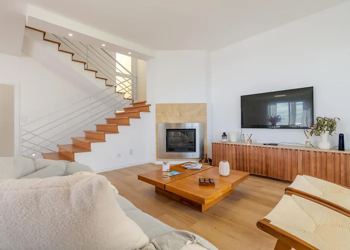 Skyline By Madeira Gaula