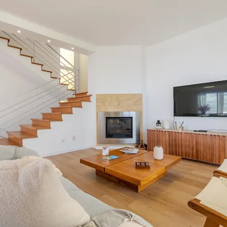 Skyline By Madeira Gaula