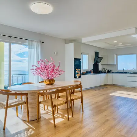 Skyline By Madeira Semesterbostad *