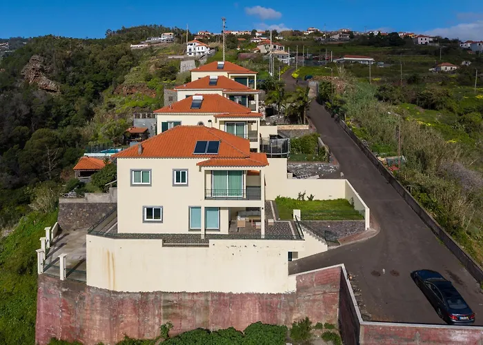 Skyline By Madeira * Gaula